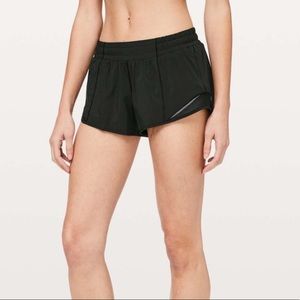 lululemon | Hotty Hot Short II 2.5” | Black | 2